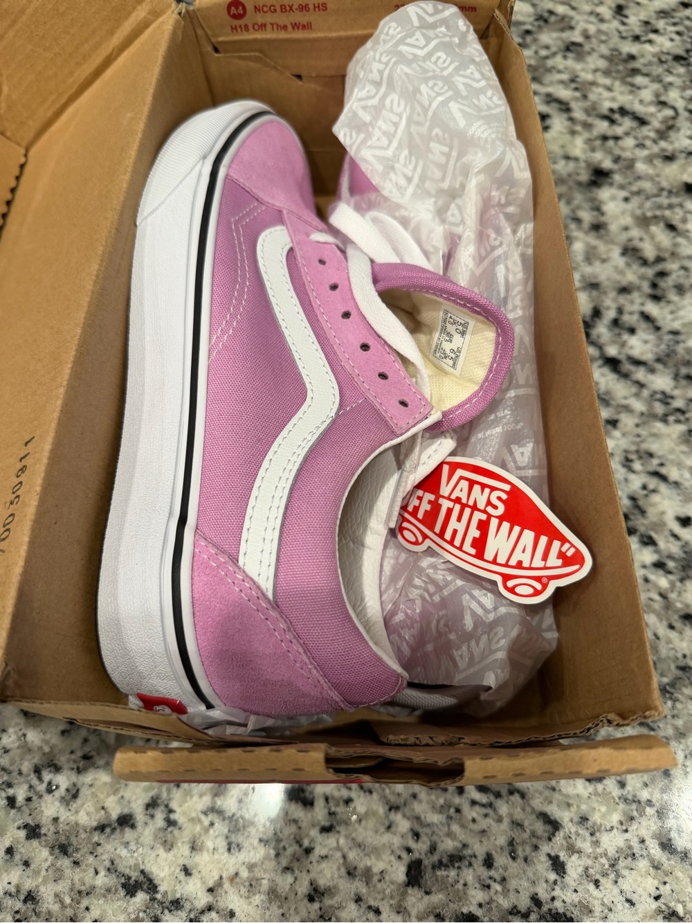 Vans Old Skool Orchid Pink and White Canvas Athletic Shoes